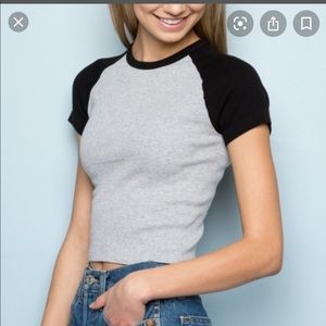 Brandy Melville Bella Black and Grey Tee Shirt dup